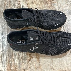 On Cloud Men’s Sneakers